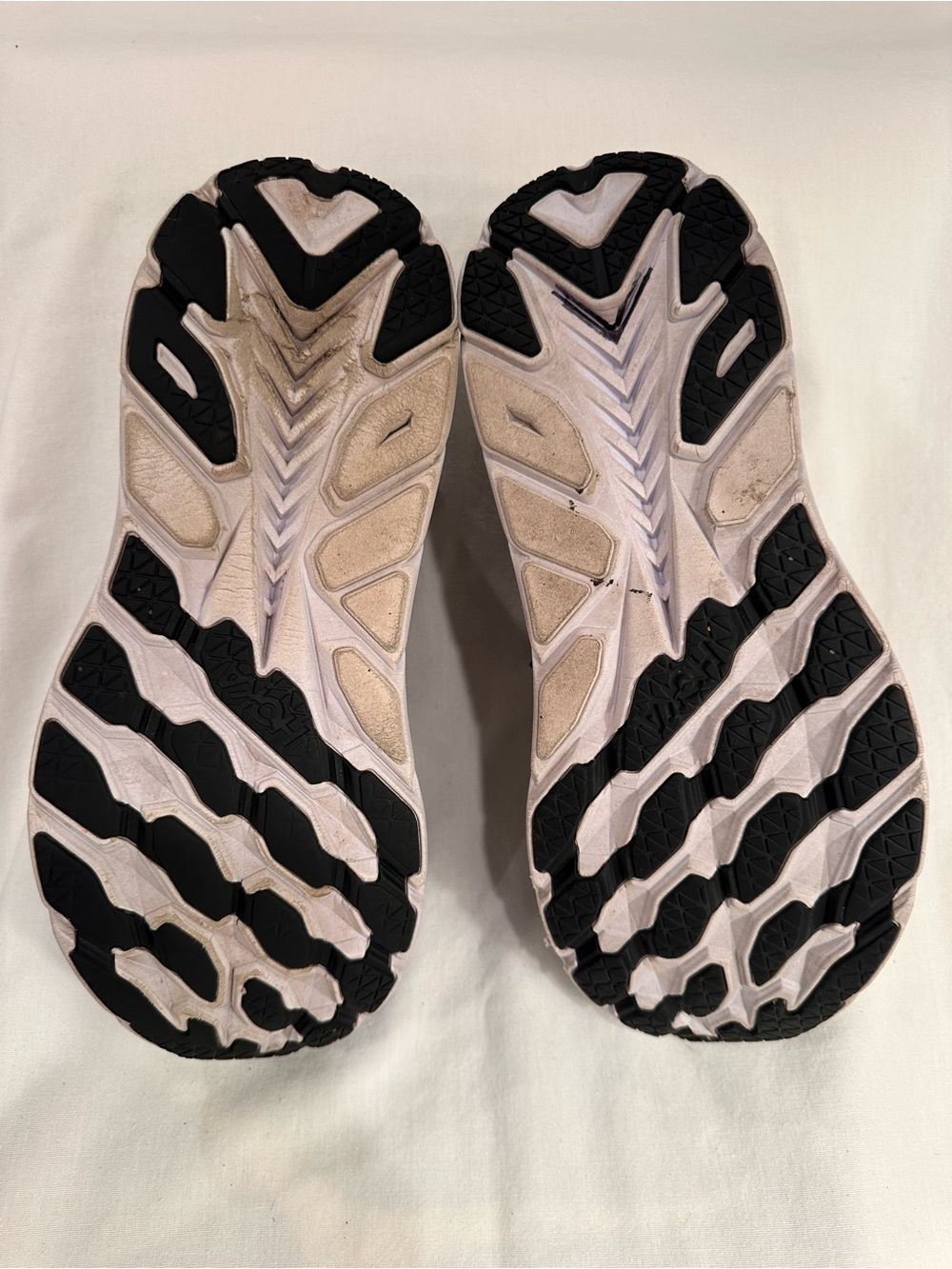 Women’s Hoka Clifton 8 Running Shoes - Picture 6 of 11